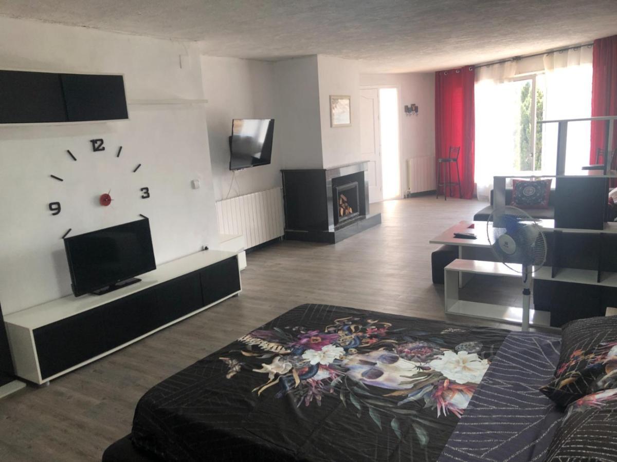 בגור Estudio En Alquiler מראה חיצוני תמונה